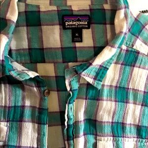 Mens Patagonia button up shirt